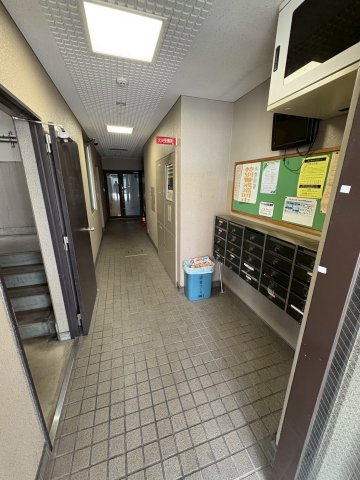 大阪市西区新町２丁目の賃貸マンションのロビー