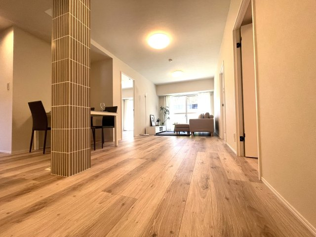 スワローハイツ山荘通りの居間・リビング