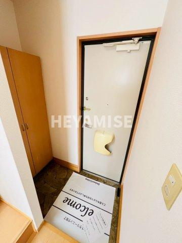 コーポセリジェの玄関