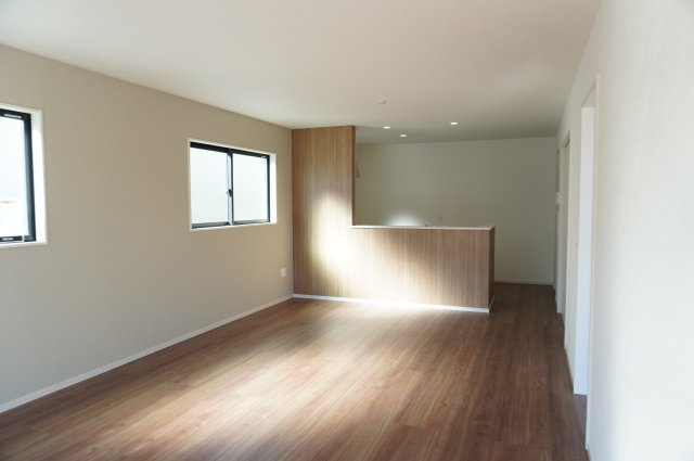 越谷市大字大竹 新築分譲住宅 全3棟 3号棟の居間・リビング