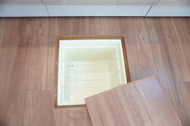 越谷市大字大竹 新築分譲住宅 全3棟 3号棟のキッチン