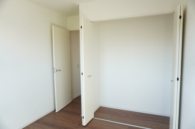 越谷市大字大竹 新築分譲住宅 全3棟 3号棟の収納