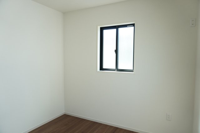 越谷市大字大竹 新築分譲住宅 全3棟 3号棟の洋室