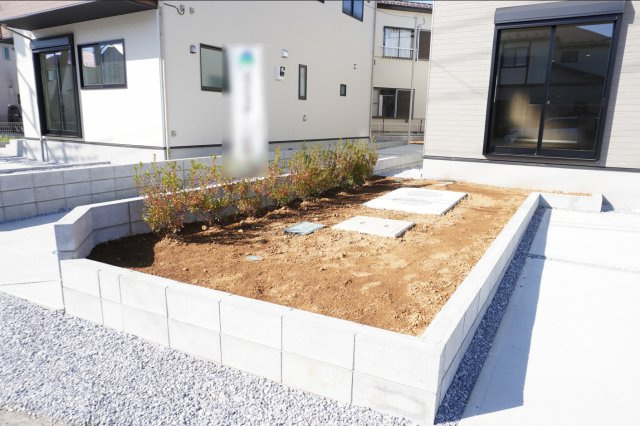 越谷市大字大竹 新築分譲住宅 全3棟 3号棟の庭