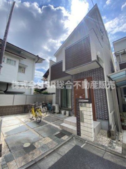 大蓮東3丁目中古戸建の外観|弊社は住宅ローンに自信がございます。
お客様にあった銀行をご紹介いたします。
お悩みの方は弊社までお気軽に
ご相談下さいませ。