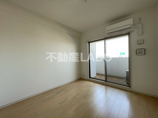 アドバンス大阪グロウスIIの寝室