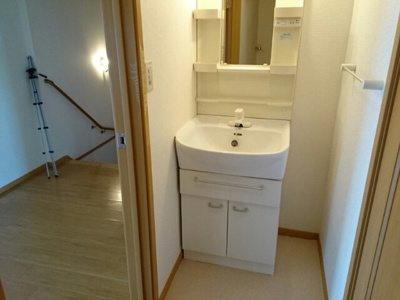 【洗面所】 | ジョイリバ－Ⅱ | ゆったりとスペースのある洗面所