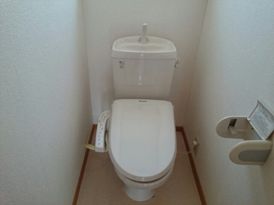 【トイレ】 | ジョイリバ－Ⅱ | 清潔感のあるトイレです