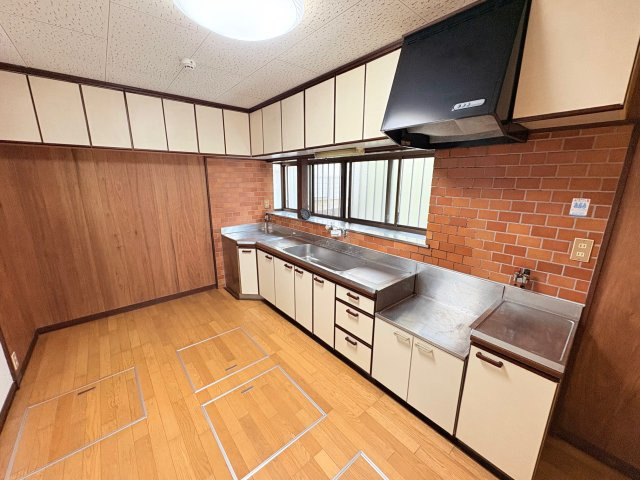 神戸市北区鈴蘭台北町3丁目戸建のキッチン