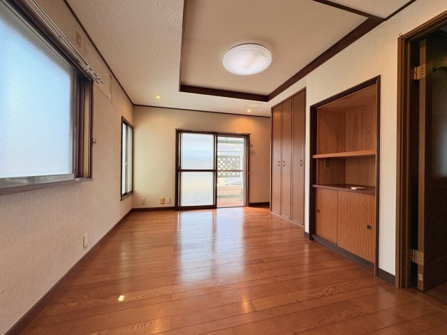 神戸市北区鈴蘭台北町3丁目戸建の洋室