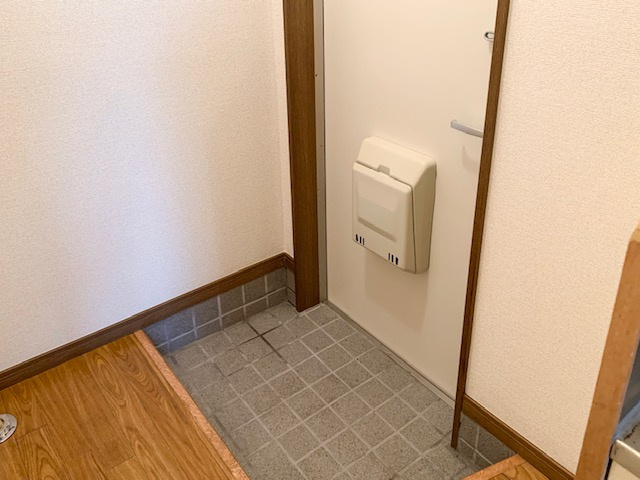 【玄関】