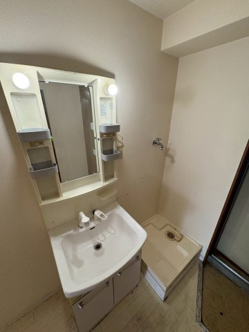 大阪市西区北堀江２丁目の賃貸マンションの洗面所