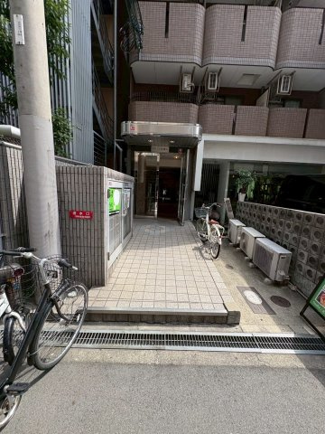 大阪市西区北堀江２丁目の賃貸マンションの駐車場