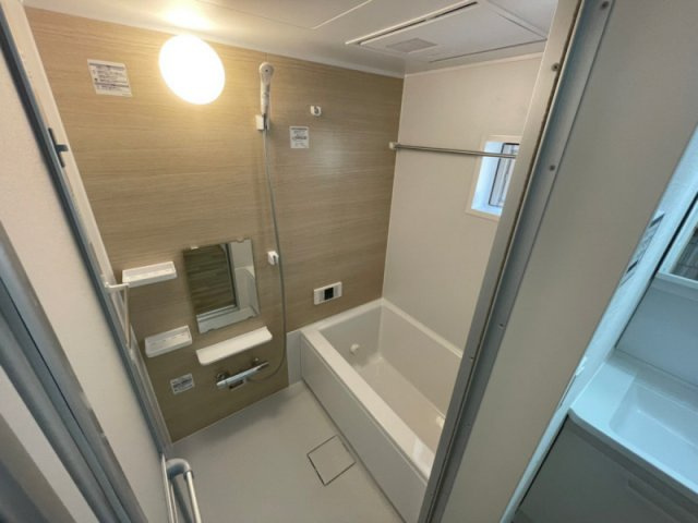 エクソニア篠原本町の浴室