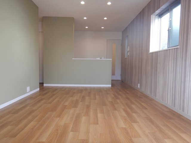 エクソニア篠原本町の居間・リビング