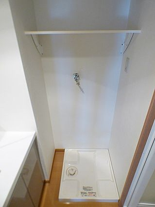 プラーシュ本山の玄関