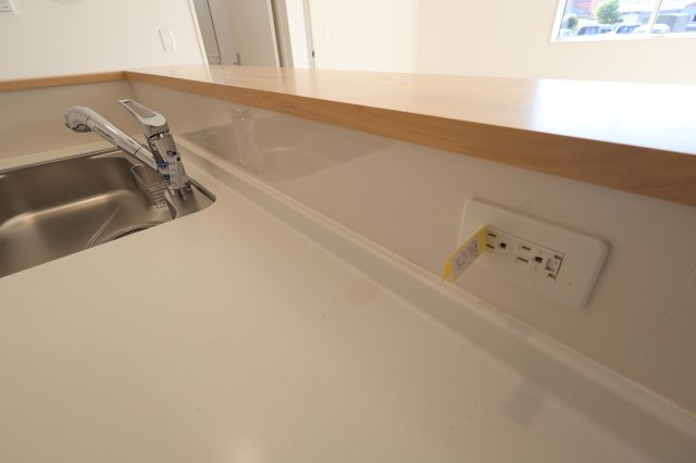 《仲介手数料無料》桜区中島４丁目14-17新築一戸建てクレイドルガーデンのキッチン|撮影日 2025年11月15日 12:40 晴れ