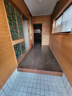 【玄関】 | 寝屋川市太秦緑が丘戸建て