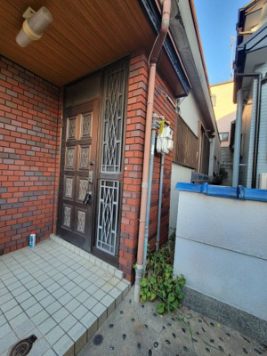 【エントランス】 | 寝屋川市太秦緑が丘戸建て