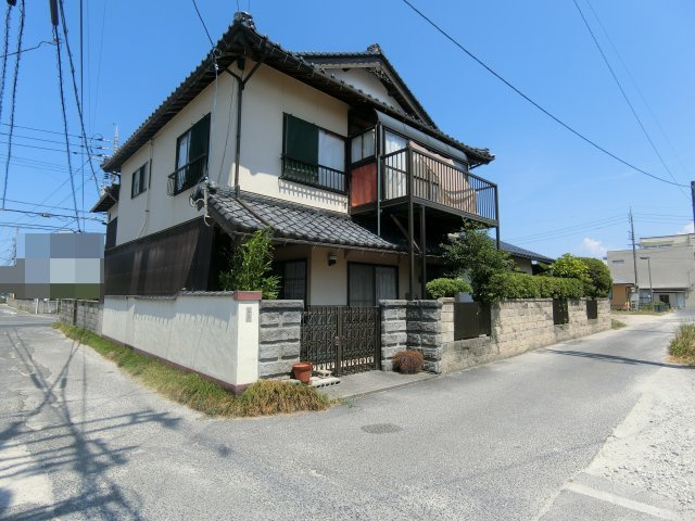 富益町中古住宅の外観
