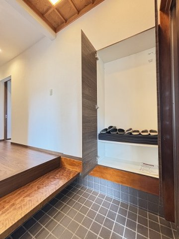 【玄関】 | 糸島市神在東3丁目　戸建て