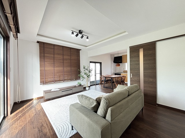 【居間・リビング】 | 糸島市神在東3丁目　戸建て