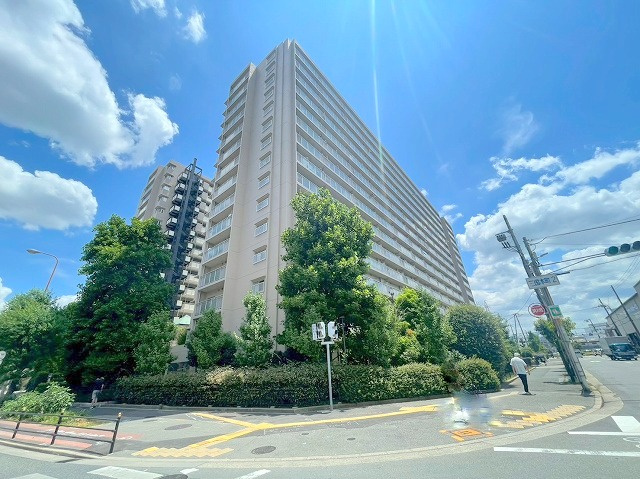 ファミール北大阪パークサイドの外観