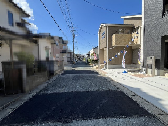 【その他】 | 福岡市東区奈多1丁目　1号棟（全2棟）【仲介手数料無料・0円】 | 現地写真。前面道路です。