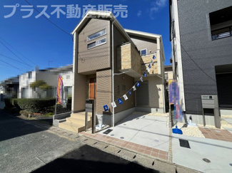 【外観】 | 現地写真。プラス不動産販売なら、現場の全ての棟をまとめてご見学頂けます。