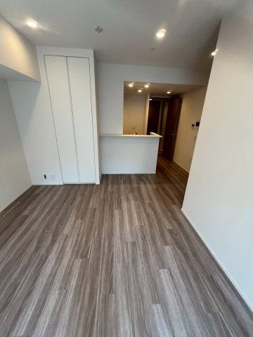 プラウドタワー梅田豊崎の居間・リビング