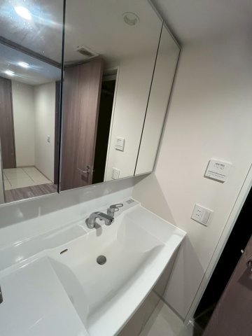 プラウドタワー梅田豊崎の洗面所