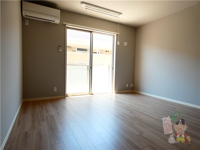 ＣＲＥＡＶＩＬＬＥ(クレアヴィレ)の居間・リビング