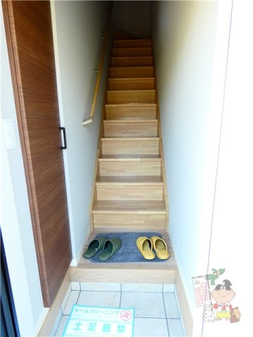 ＣＲＥＡＶＩＬＬＥ(クレアヴィレ)の玄関