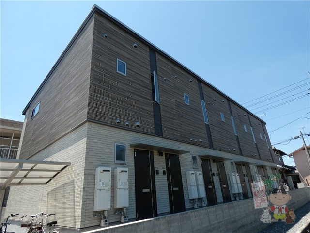 ＣＲＥＡＶＩＬＬＥ(クレアヴィレ)の外観