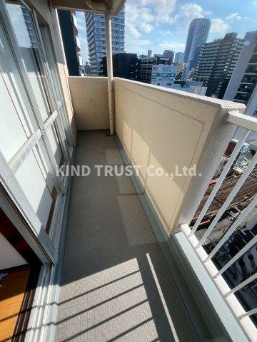 中崎コーポのバルコニー|外からの目が気にならないバルコニーで洗濯物が干せます