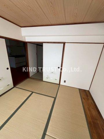 中崎コーポの和室|来客時にも便利な和室付き