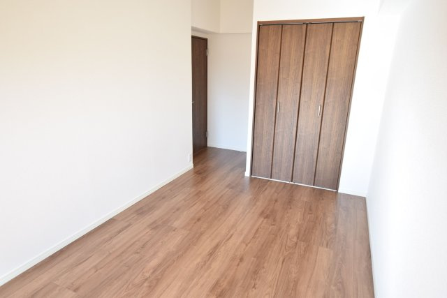 【収納】 | エイルヴィラ空港東 | 収納スペースがたっぷりあるので、部屋を広々と使えてストレスなく過ごせます