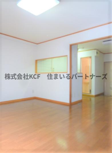 アザレアハイツ蒲池の居間・リビング|ゆったりとした居間です
