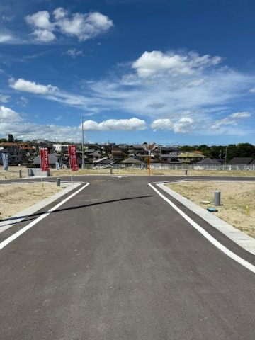  | 富田林市廿山2丁目4号地（小金台小学校）