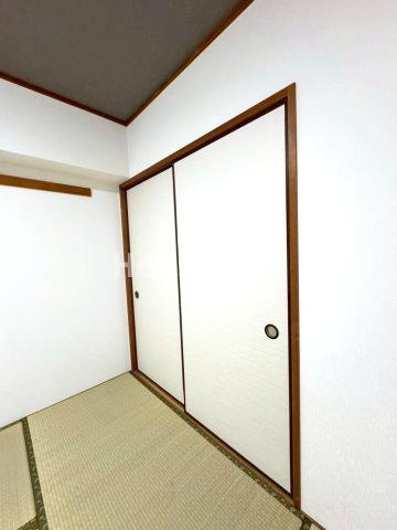 クローバーメゾン狐島の収納