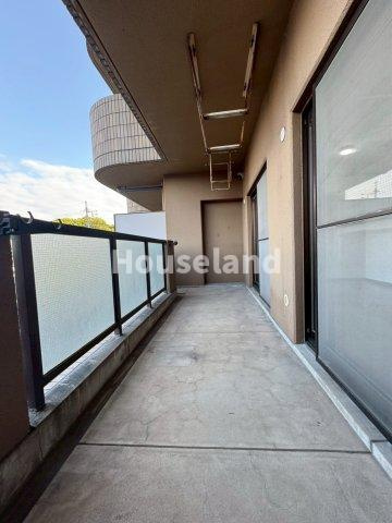 クローバーメゾン狐島のバルコニー