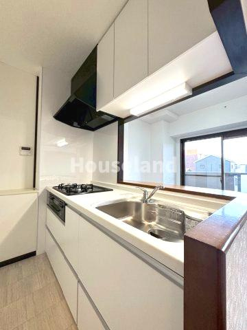 クローバーメゾン狐島のキッチン