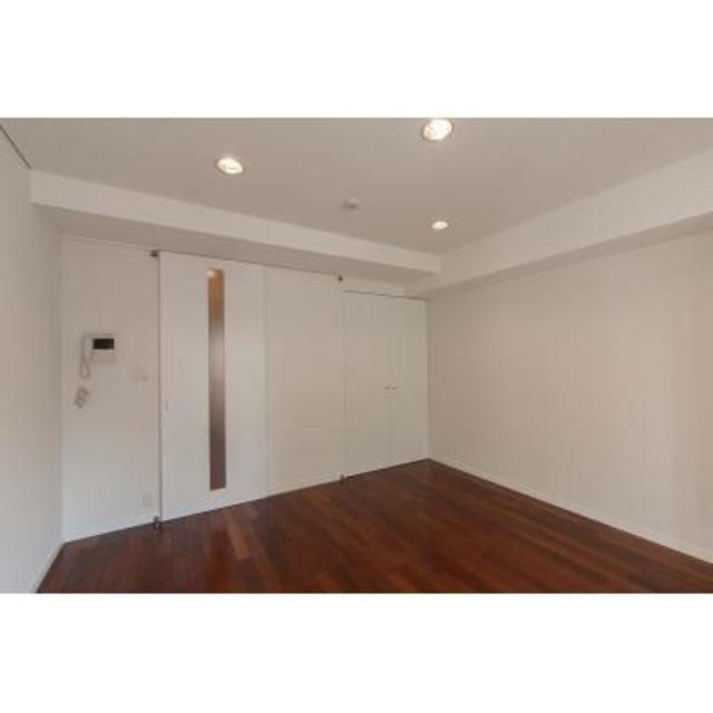 Ｎ３５　ＥＡＳＴの居間・リビング