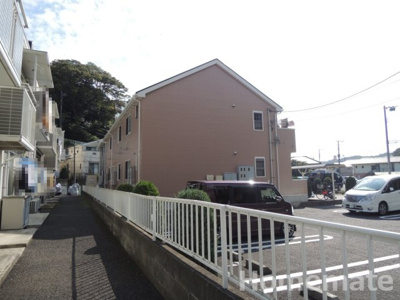 【駐車場】 | ピュアサンフラワーA