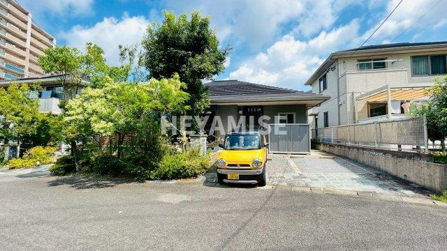 住吉の杜 泉一丁目戸建の駐車場