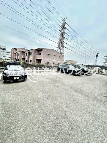 サンリット サピーの駐車場