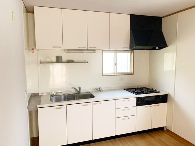 甲陽園本庄町戸建貸家のキッチン