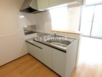 【キッチン】 | Ｆｒａｉｓ泉中央 | ２口ガスコンロ設置可能な対面キッチン。