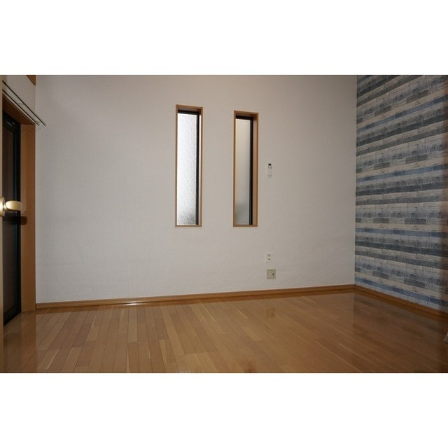 ピュア姪浜東の居間・リビング