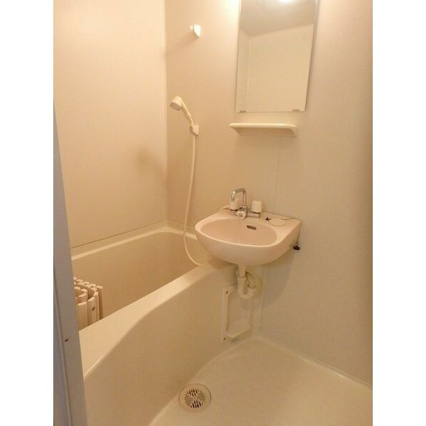 いにしえ今宿駅前の浴室